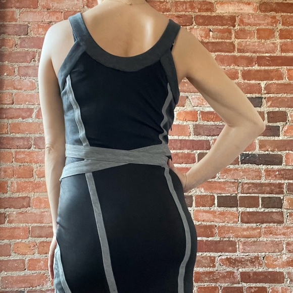 Black gray dress with cut-out - Picture 6 of 13